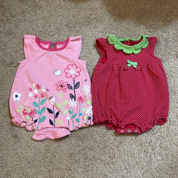 Bundle of Baby girl 0-3 months clothes, very gently used. - Picture 2 of 16